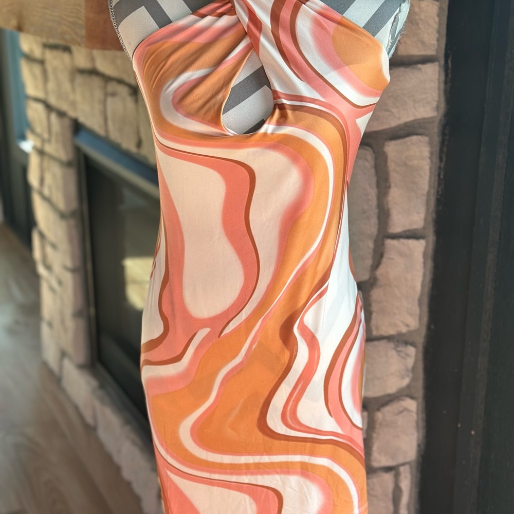 🆕NWT ASOS women's swirl halterneck mini dress in multiple colors! Size 6